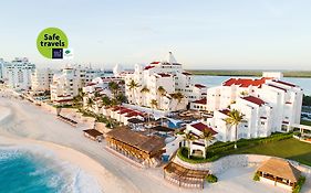 Gr Caribe by Solaris Deluxe All Inclusive Resort Cancun